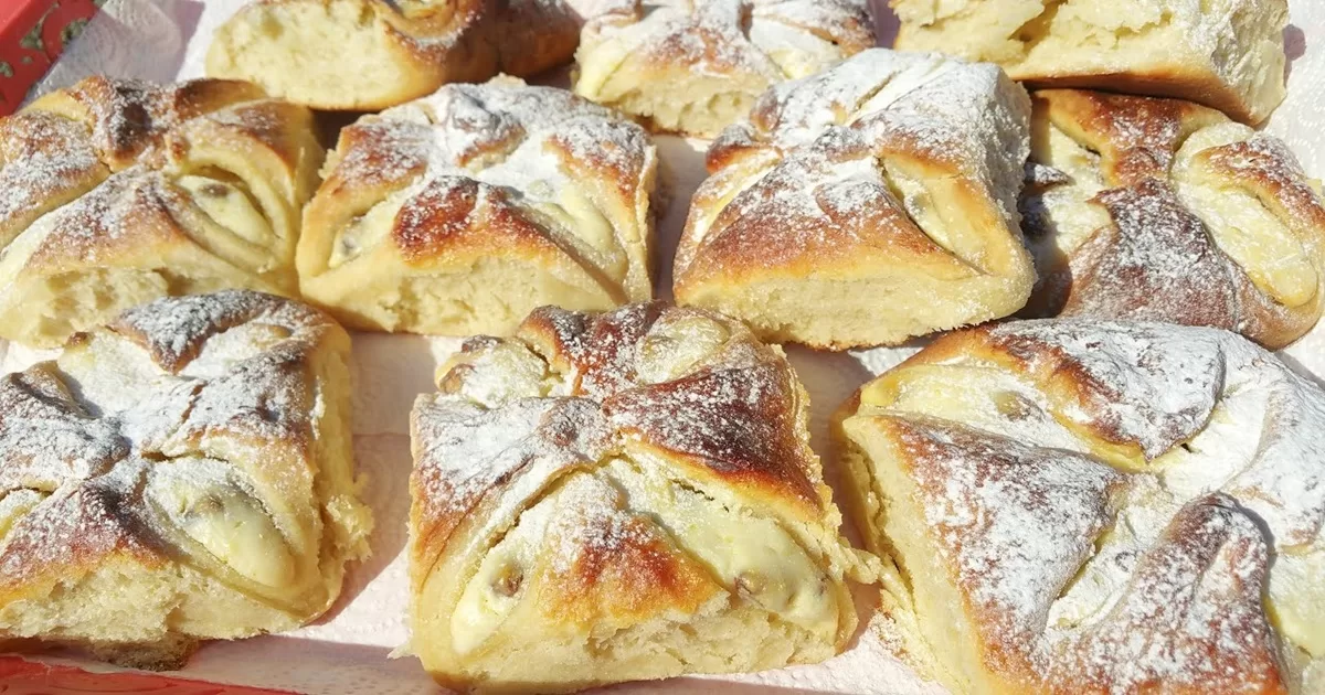#domáce pečivo #tvaroh #kysnuté cesto #slovenský koláč